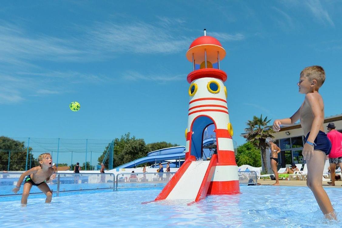 Camping Saint-Georges D'Oleron Exterior photo